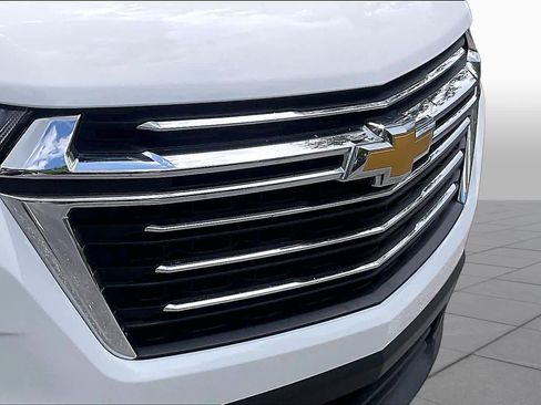 Used 2023 Chevrolet Traverse LT FWD image 32