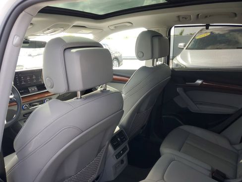 Used 2023 Audi Q5 2.0T Prestige image 12