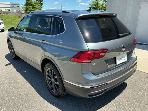 Used 2024 Volkswagen Tiguan SE AWD/4WD image 3