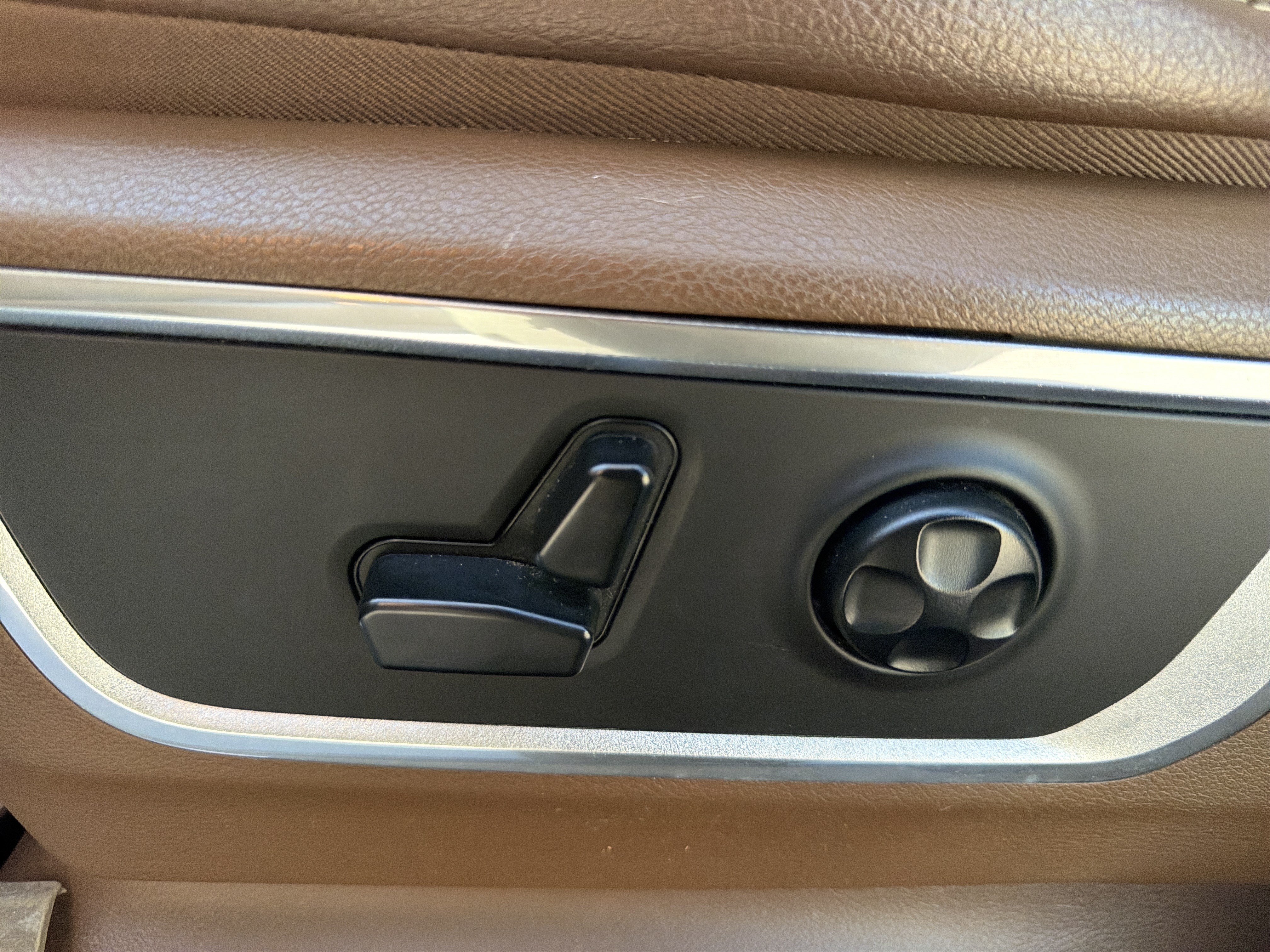 Used 2019 RAM 1500 Laramie AWD/4WD image 20
