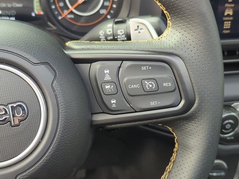 Used 2025 Jeep Wrangler Unlimited Rubicon 392 image 20