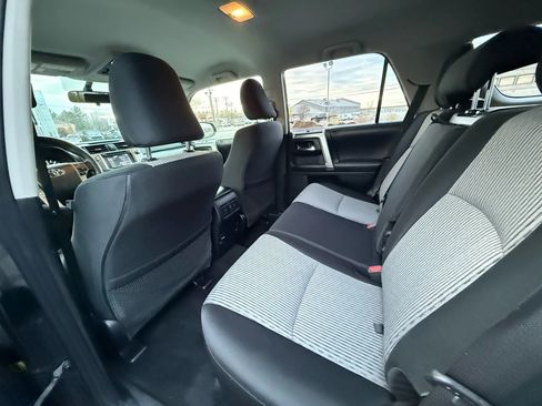 Used 2018 Toyota 4Runner SR5 image 12