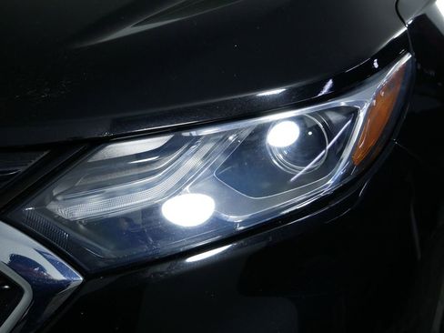 Used 2018 Chevrolet Equinox LT image 14