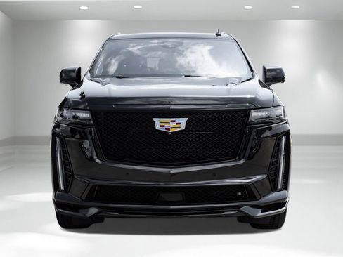 Used 2023 Cadillac Escalade V AWD/4WD image 5
