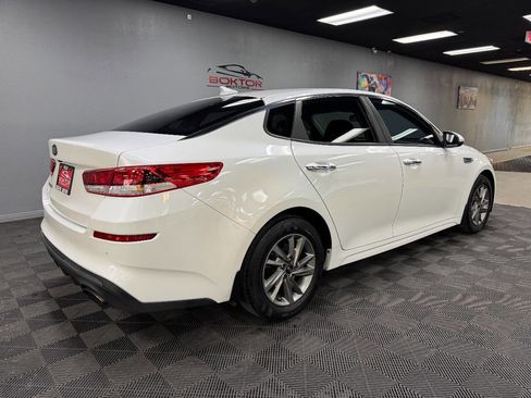 Used 2019 Kia Optima LX image 13