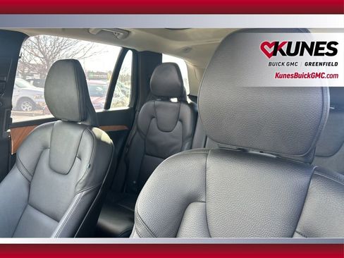 Used 2024 Volvo XC90 B5 Plus image 14