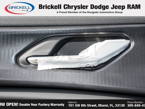 New 2025 Jeep Grand Cherokee L Laredo image 29