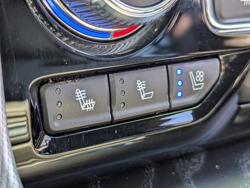 Used 2022 GMC Yukon Denali image 22