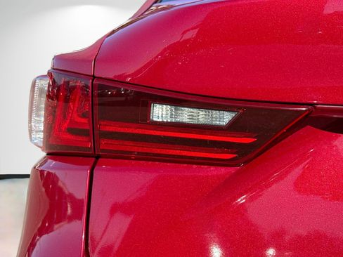 Used 2015 Lexus IS 250 image 10