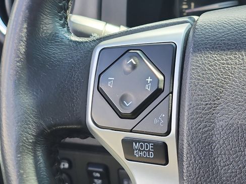 Used 2021 Toyota Tundra Platinum image 21