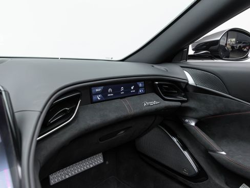 Used 2025 Ferrari Roma Spider RWD image 16