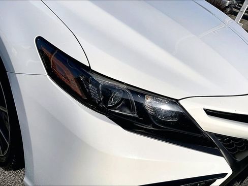 Used 2023 Toyota Camry SE w/ Blackout Package (TMS) FWD image 32
