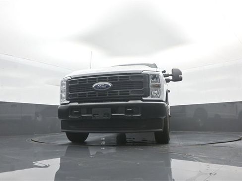 New 2026 Ford F250 XL image 27