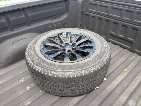Used 2022 GMC Canyon Elevation w/ Trailering Package RWD image 8