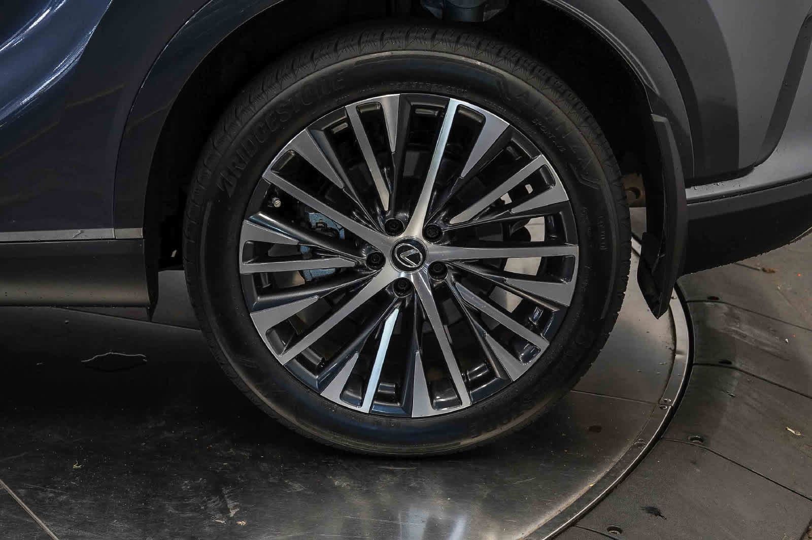Used 2025 Lexus RX 350 Premium Plus w/ Accessory Package (K3) FWD image 10