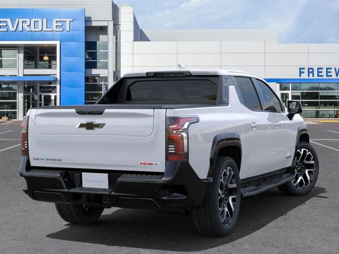 New 2024 Chevrolet Silverado EV RST image 4