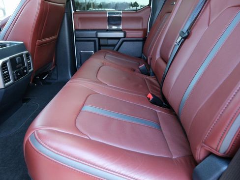 Used 2022 Ford F250 Platinum w/ FX4 Off-Road Package image 33