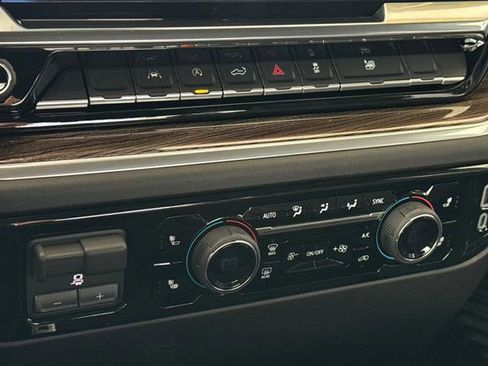 New 2026 Chevrolet Silverado 1500 LT image 23