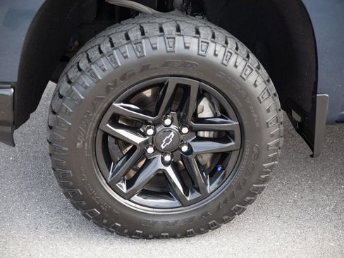 Used 2021 Chevrolet Silverado 1500 Custom Trail Boss image 10