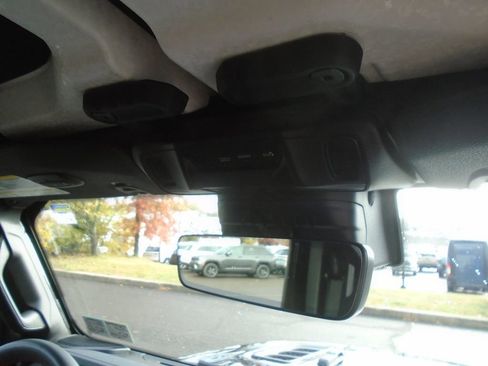 Certified 2024 Jeep Gladiator Rubicon image 22