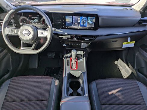 New 2026 Nissan Kicks SR image 15