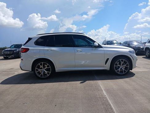 Used 2019 BMW X5 xDrive50i AWD/4WD image 4