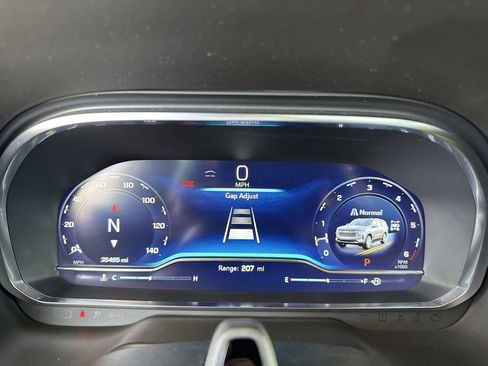 Certified 2024 Chevrolet Suburban High Country w/ Advanced Technology Package image 39