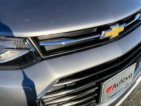 Used 2019 Chevrolet Trax LT w/ LT Convenience Package image 29