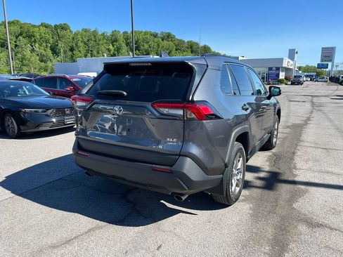 Used 2024 Toyota RAV4 XLE AWD/4WD image 5