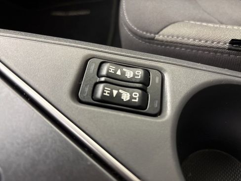 Used 2025 Subaru Crosstrek 2.0i Premium AWD/4WD image 49