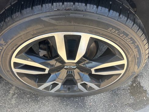 Used 2019 Chevrolet Tahoe LT AWD/4WD image 27
