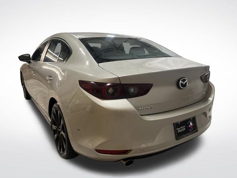 Used 2024 MAZDA MAZDA3 s FWD image 8