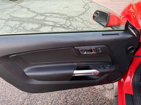 Used 2015 Ford Mustang Coupe w/ Equipment Group 051A image 9