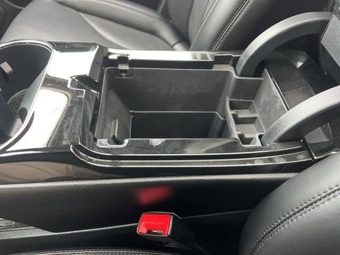 Used 2023 Lincoln Nautilus Reserve image 38