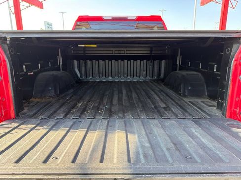 Used 2019 GMC Sierra 1500 SLE w/ SLE Value Package AWD/4WD image 21