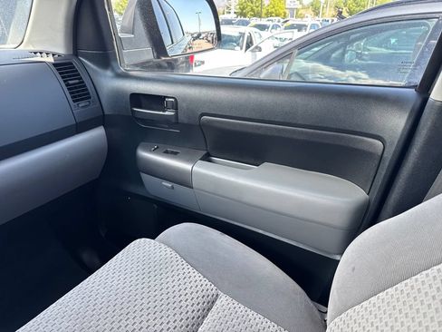 Used 2012 Toyota Tundra 2WD CrewMax w/ Tow Pkg image 28