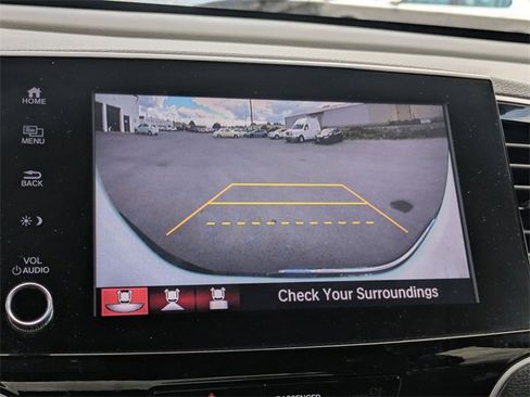 Used 2023 Honda Ridgeline Sport image 14