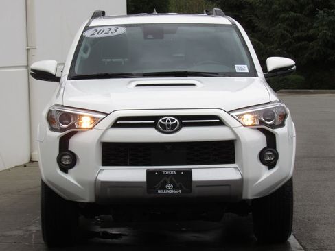 Certified 2023 Toyota 4Runner TRD Off-Road Premium w/ Off Road Premium Plus Package AWD/4WD image 3