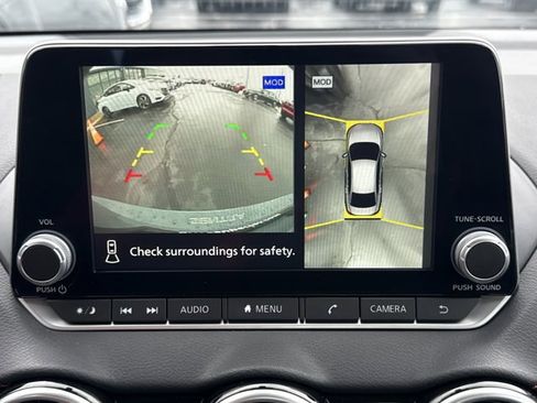 Certified 2025 Nissan Sentra SR w/ SR Premium Package image 7