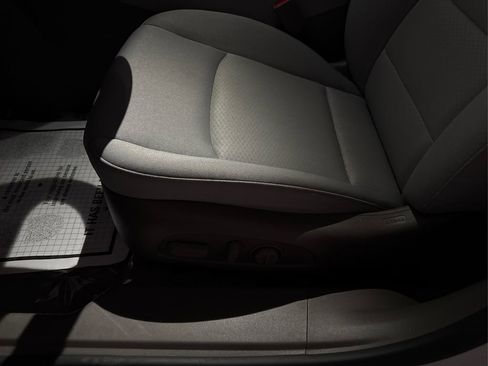 Used 2025 Chevrolet Malibu LT image 22