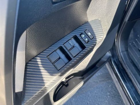 Used 2015 Toyota RAV4 LE image 12