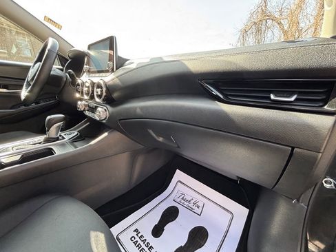 Used 2024 Nissan Sentra SV w/ All-Weather Package image 19