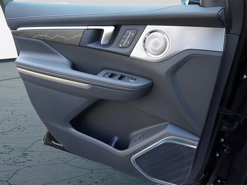 New 2026 Buick Enclave Avenir image 20