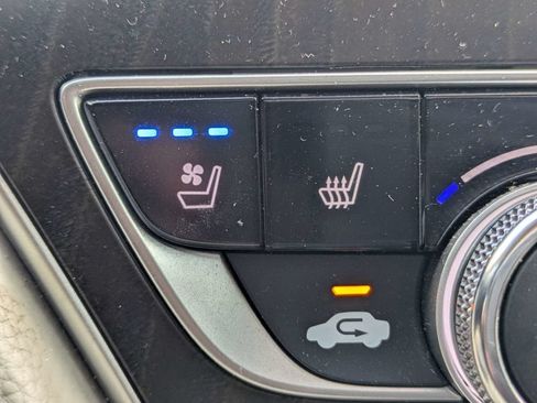 Used 2021 Honda Accord Touring image 23