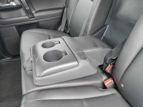 Used 2020 Toyota 4Runner TRD Off-Road Premium AWD/4WD image 20