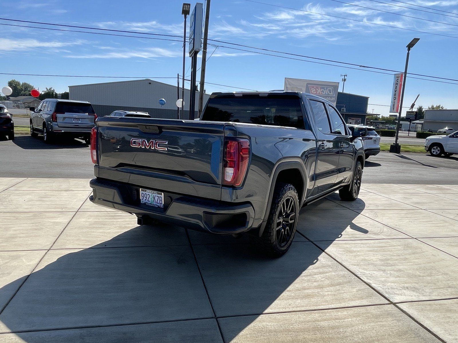 Used 2020 GMC Sierra 1500 Elevation w/ Elevation Value Package AWD/4WD image 5