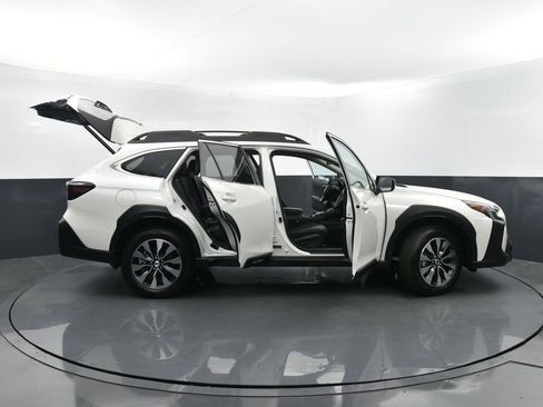 Certified 2023 Subaru Outback Limited image 42