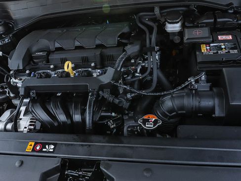New 2026 Hyundai Venue SE FWD image 16