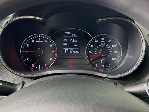 Used 2016 Kia Forte LX FWD image 12