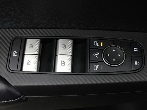 Used 2024 Mitsubishi Outlander SEL AWD/4WD image 17